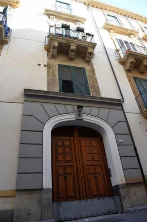 Ballarhouse Παλέρμο Εξωτερικό φωτογραφία